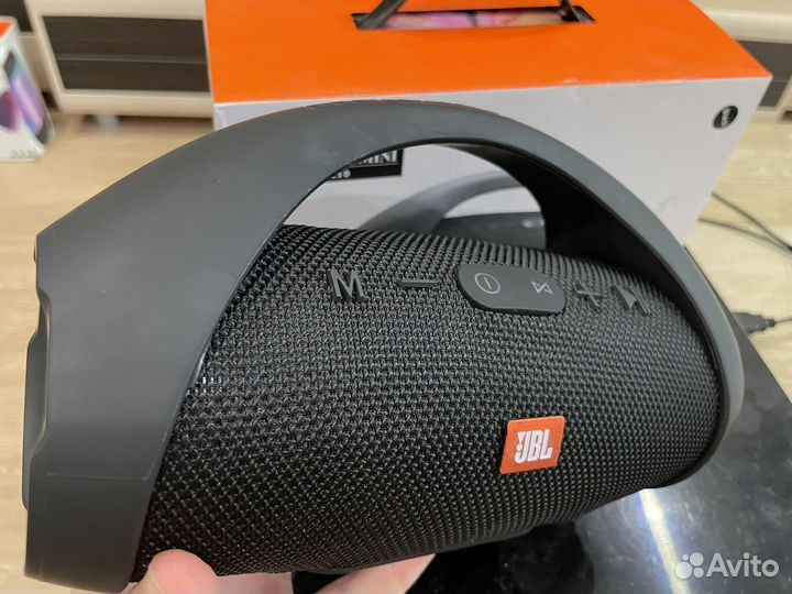 Jbl boombox mini