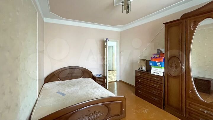 Дом 218,4 м² на участке 12,2 сот.