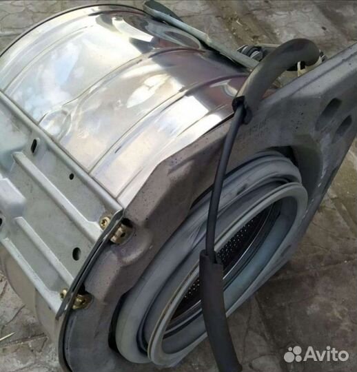 Бак на 5 кг стиральной машины Hotpoint Ariston