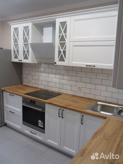 Кухонный гарнитур на заказ. Под ключ