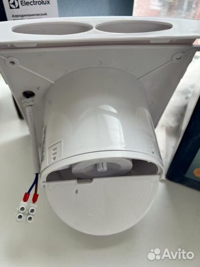 Вентилятор вытяжной новый