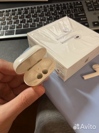 Airpods кейс + правый наушник + чехол