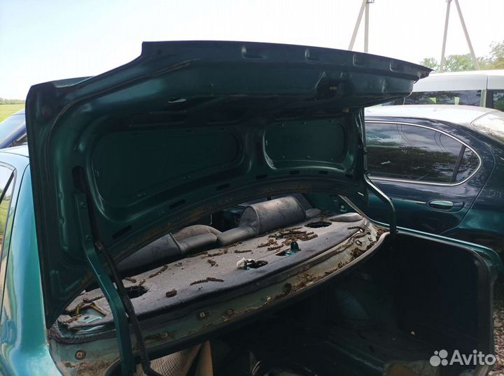 Крышка багажника сузуки свифт 2