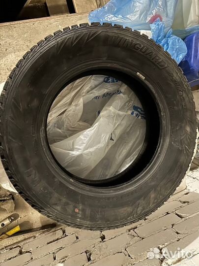 Nexen Winguard WinSpike WH62 215/65 R16