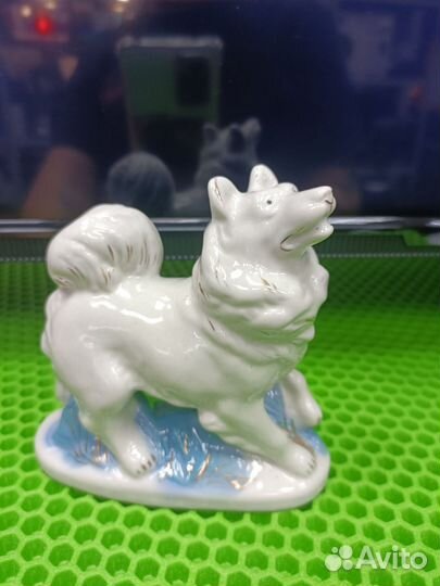 Статуэтка Лайка(Гжель)