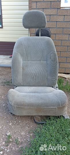Сиденье водительское
