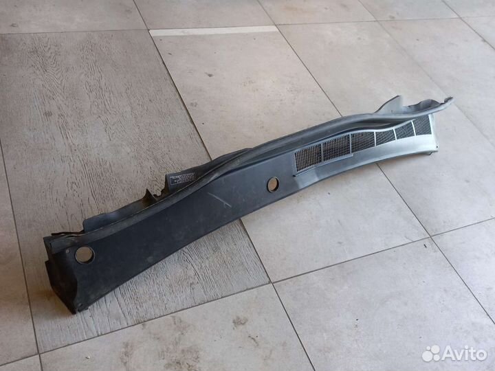 Водосток жабо лобового стека Toyota Camry 50 55