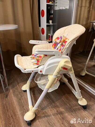 Стульчик для кормления с шезлонгом