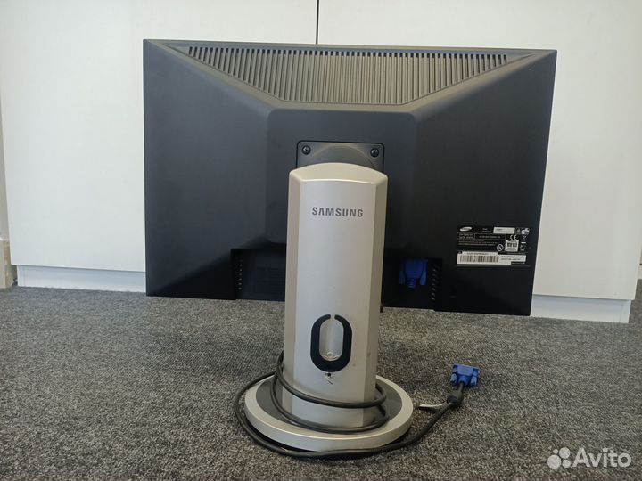 Монитор syncMaster 205bw