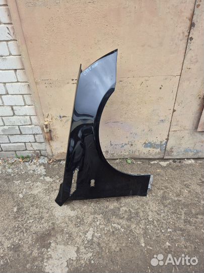 Крыло переднее правое Cadillac CTS 2 2.8