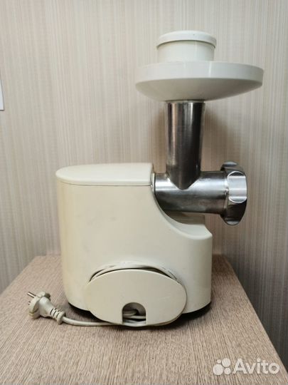 Мясорубка Kenwood MG450