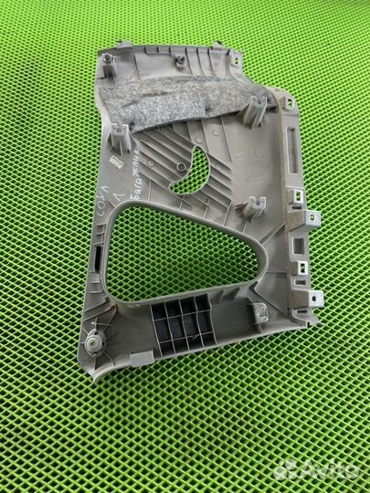 Обшивка стойки задняя левая киа soul 1