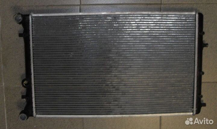 Радиатор двс пластинчатый Skoda Fabia 6Y 1999-2007