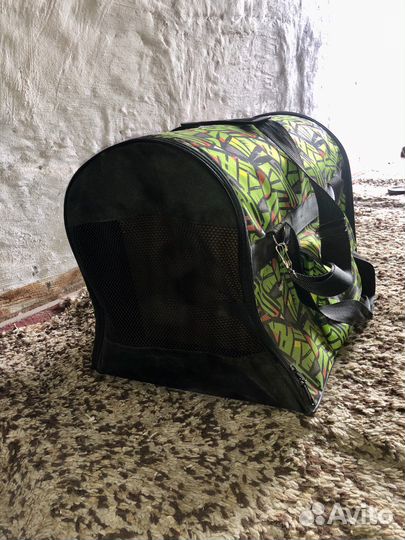 Переноска для кошек и собак