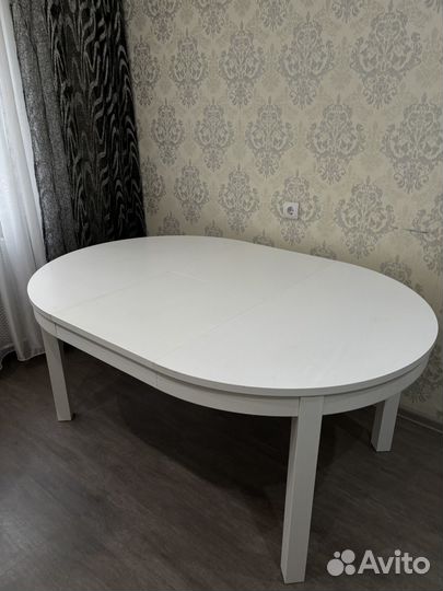 Стол IKEA bjursta