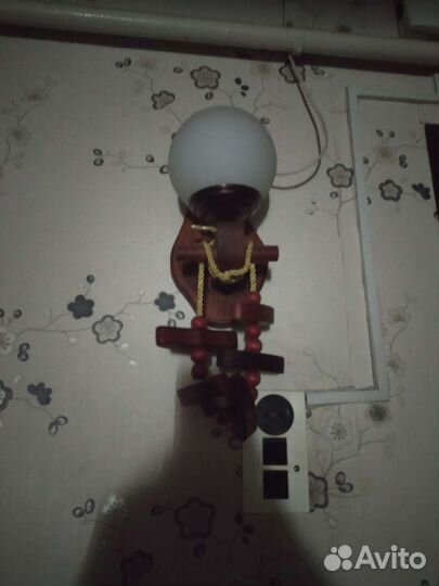 Настенный светильник бра