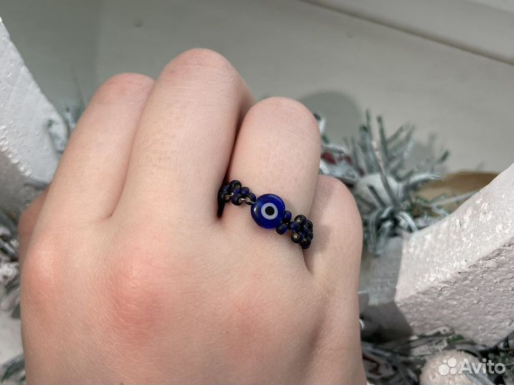 Кольцо с фигуркой