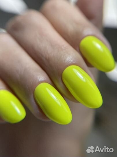 Маникюр педикюр