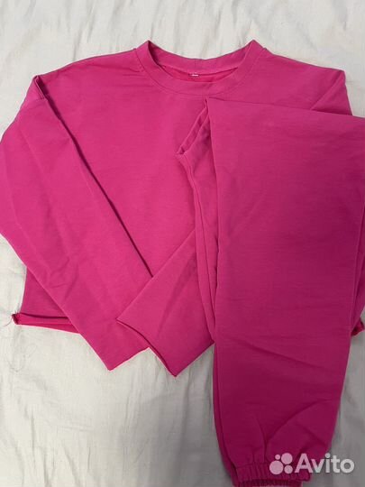 Костюм женский