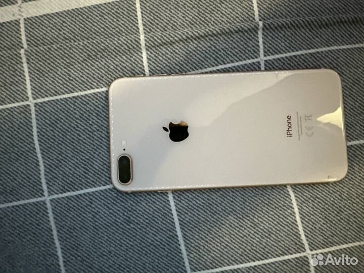 iPhone 8 Plus, 64 ГБ