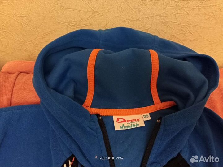 Спортивная кофта на мальчика