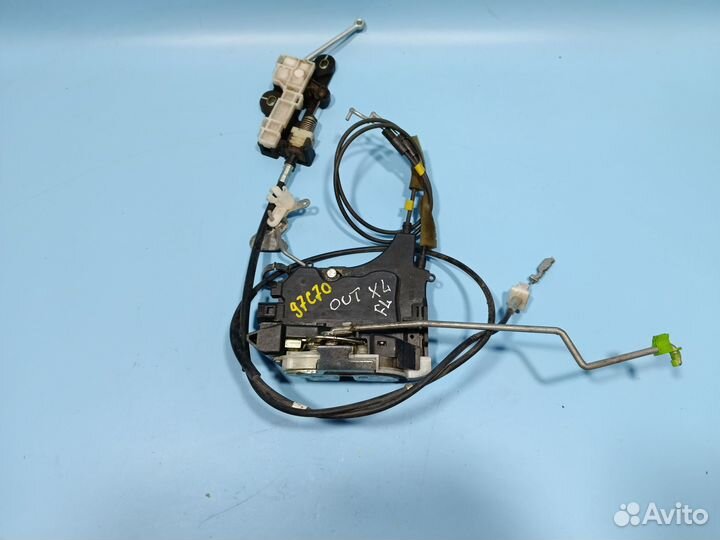 Замок двери передний левый Mitsubishi Outlander XL