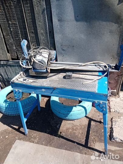 Плиткорез электрический