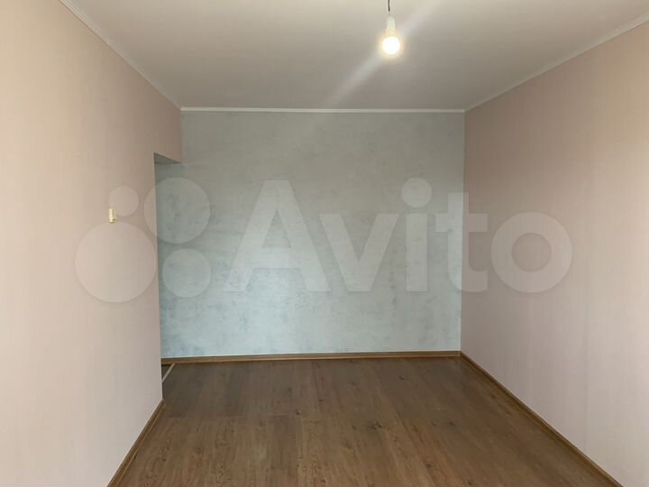 2-к. квартира, 51 м², 1/9 эт.