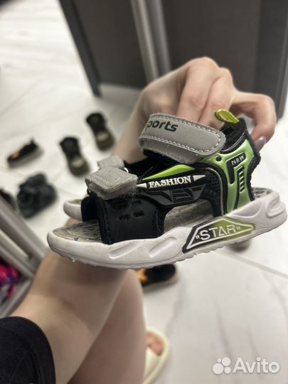 Сандали 22 размер