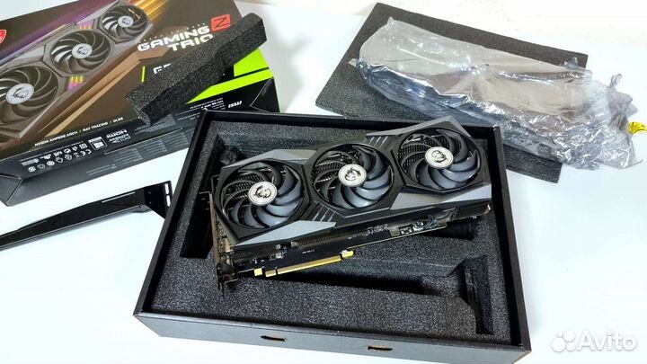 MSI GeForce RTX 3070 Gaming Z Trio (LHR)