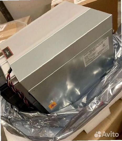 Bitmain Antminer L7 9300 Mh/s