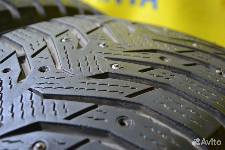 Kumho WinterCraft Ice WI31 215/55 R17