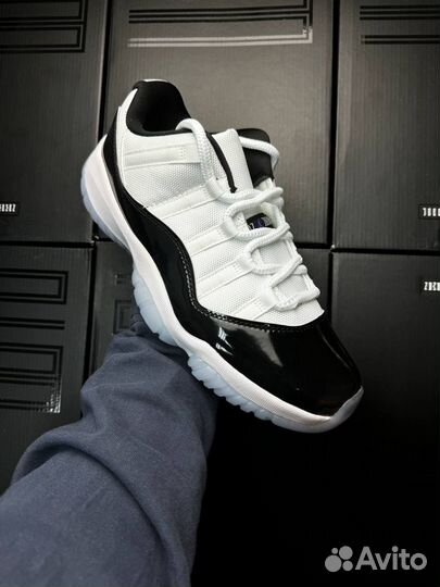 Кроссовки Nike Jordan 11 low concord