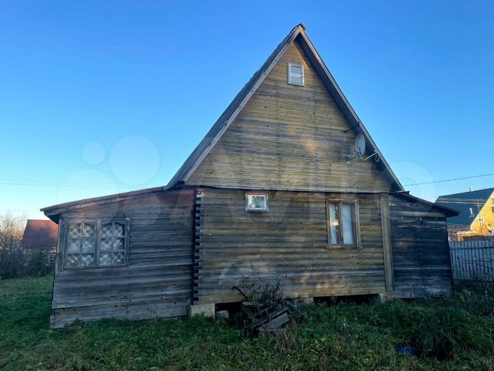 Дом 63,7 м² на участке 8 сот.