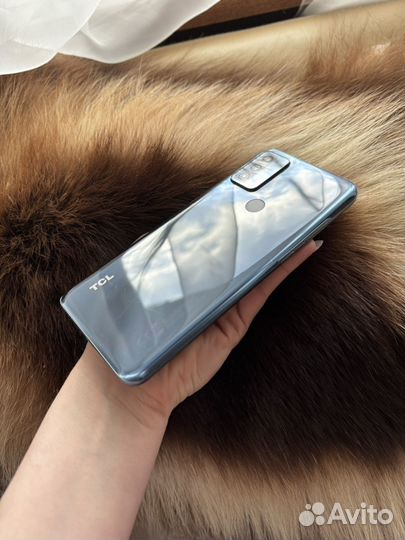 TCL 20B, 4/64 ГБ