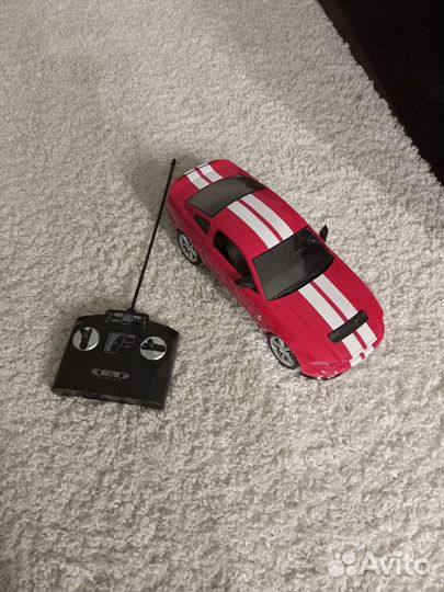 Машинка на пульте управления