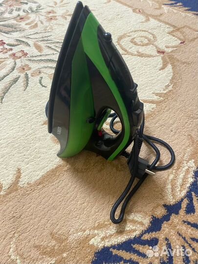 Продам утюг новый