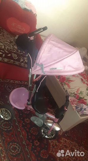 Трехколесный детский велосипед с ручкой бу