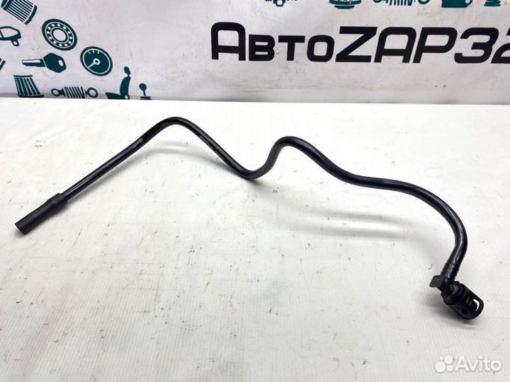 Трубка вентиляции картерных газов Ford Focus 2