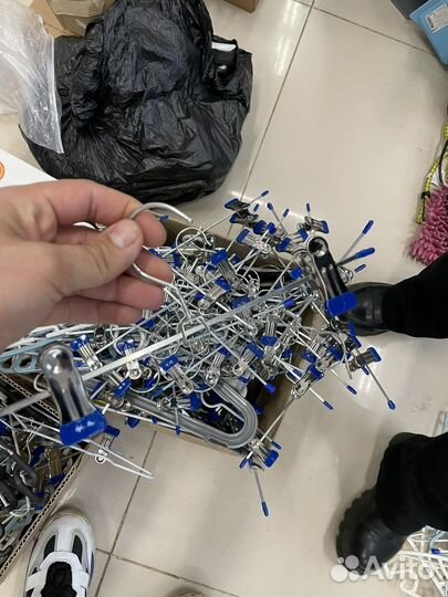 Вешалки плечики с зажимом