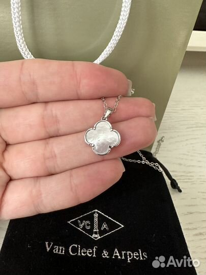 Кулон Van Cleef
