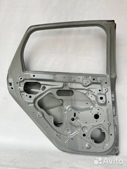 LADA Vesta SW Cross Веста Универсал Кросс Дверь задняя левая