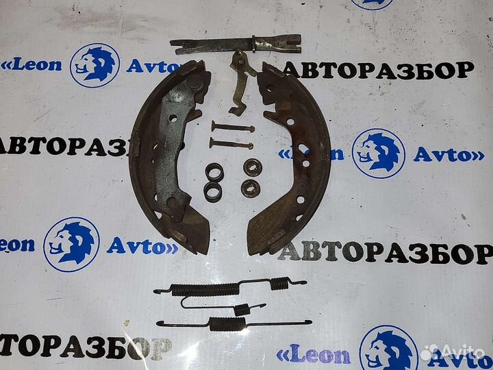 Тормозной механизм ручника левый Hyundai Accent 2