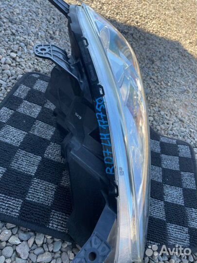 Фара левая Honda Cr-V RD7 K24A