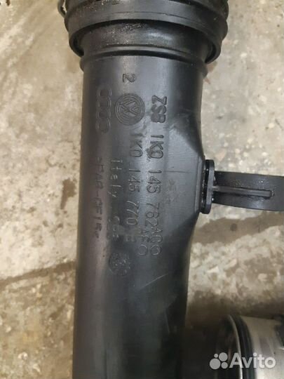 Патрубки интеркуллера Volkswagen Touran 1.9 TD