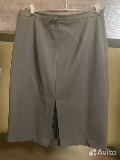 Юбки три в одни руки