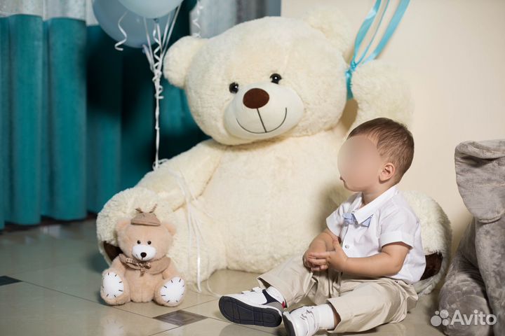 Плюшевый медведь большой