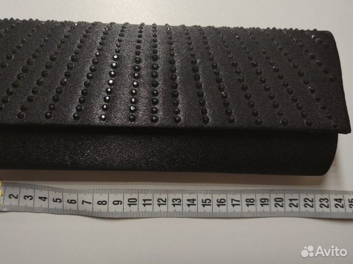 Клатч со стразами