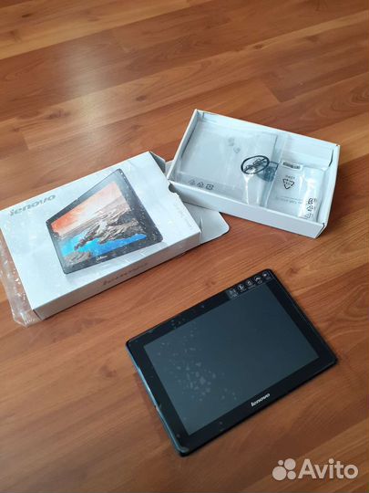 Планшет Lenovo на запчасти