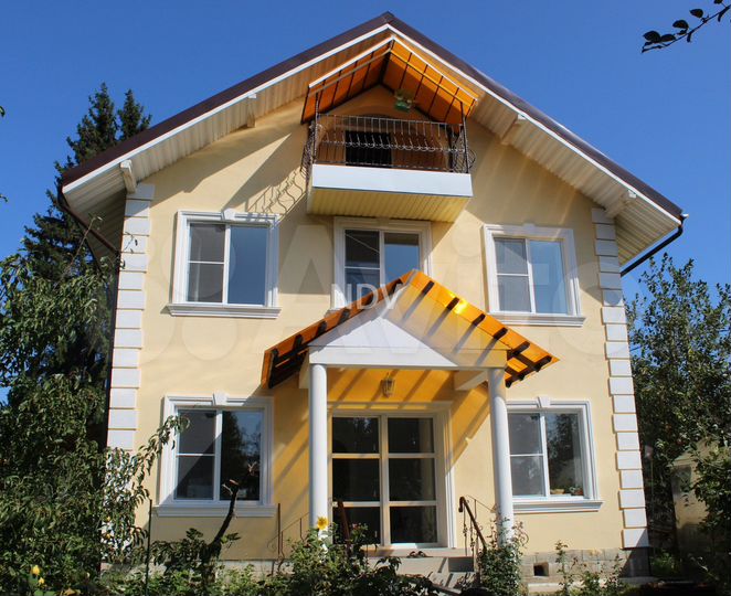 Дом 200 м² на участке 8 сот.